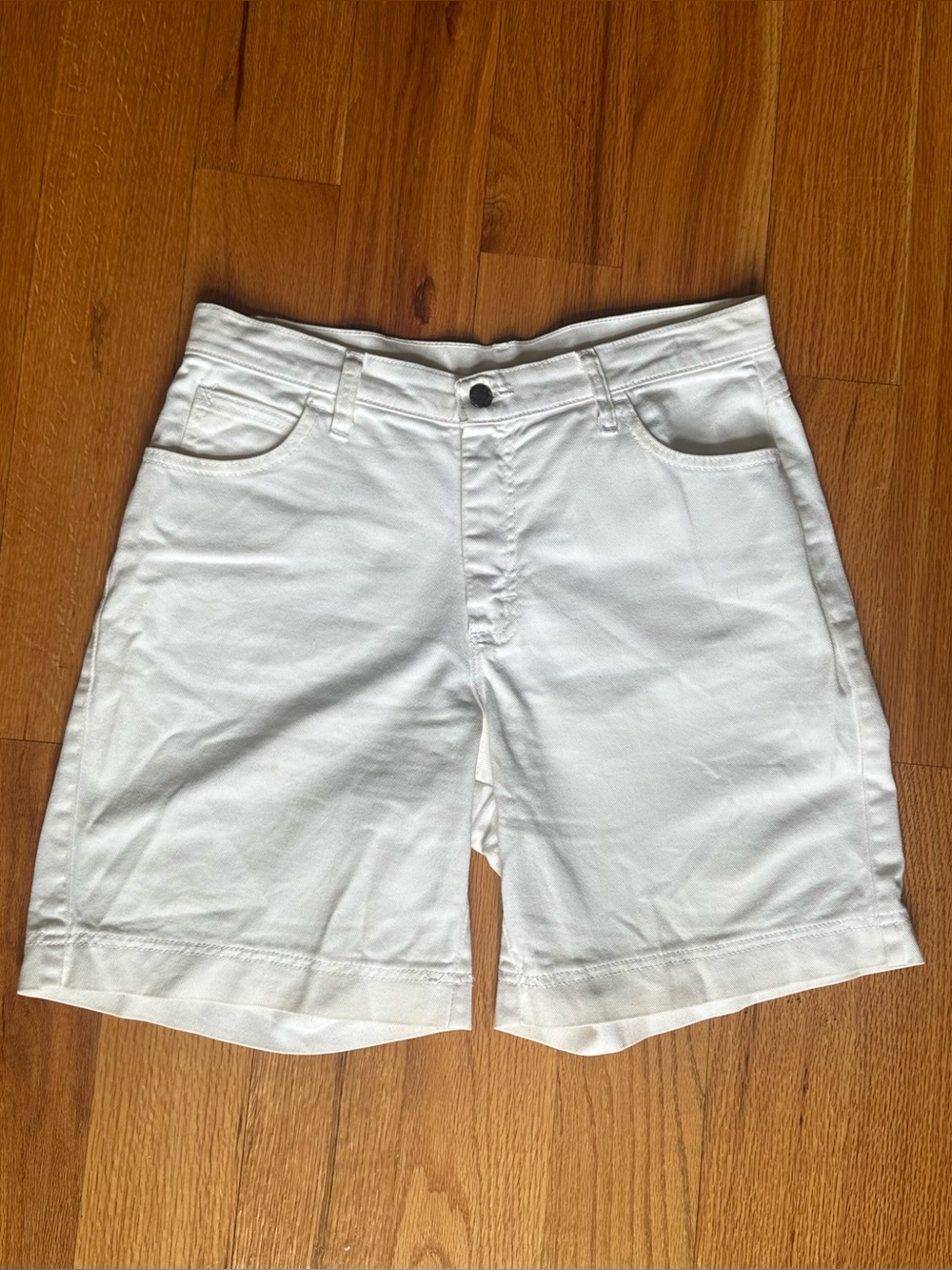Vintage Riders by Lee / Off White Jean Shorts / Size 10